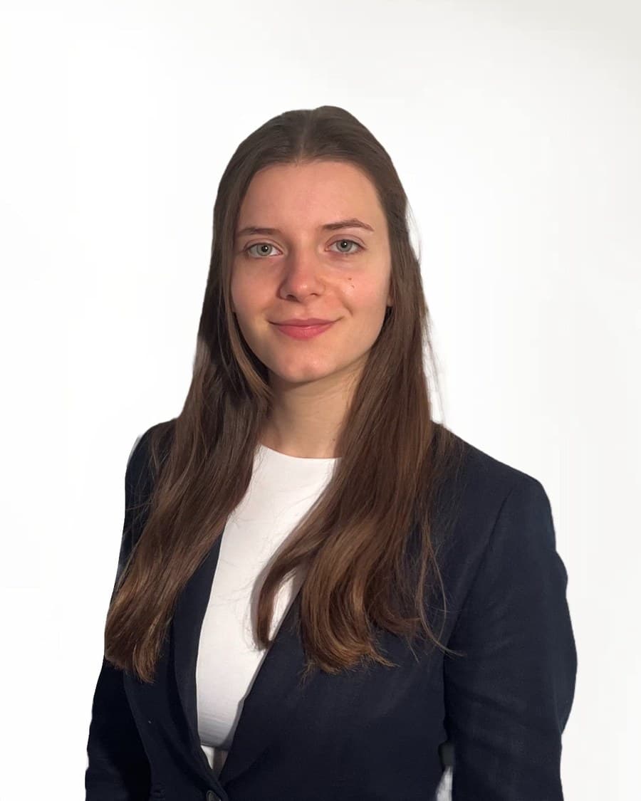 Porträt von Maria Belen Aideen Roestel
